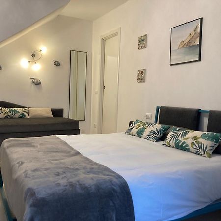 Pae Veciu Camera Privata Con Bagno Μοντερόσο αλ Μάρε Εξωτερικό φωτογραφία